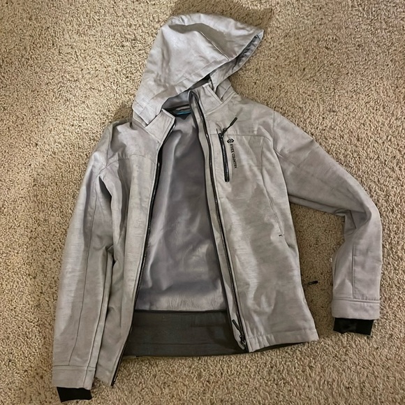 Gray rain jacket - Picture 1 of 5